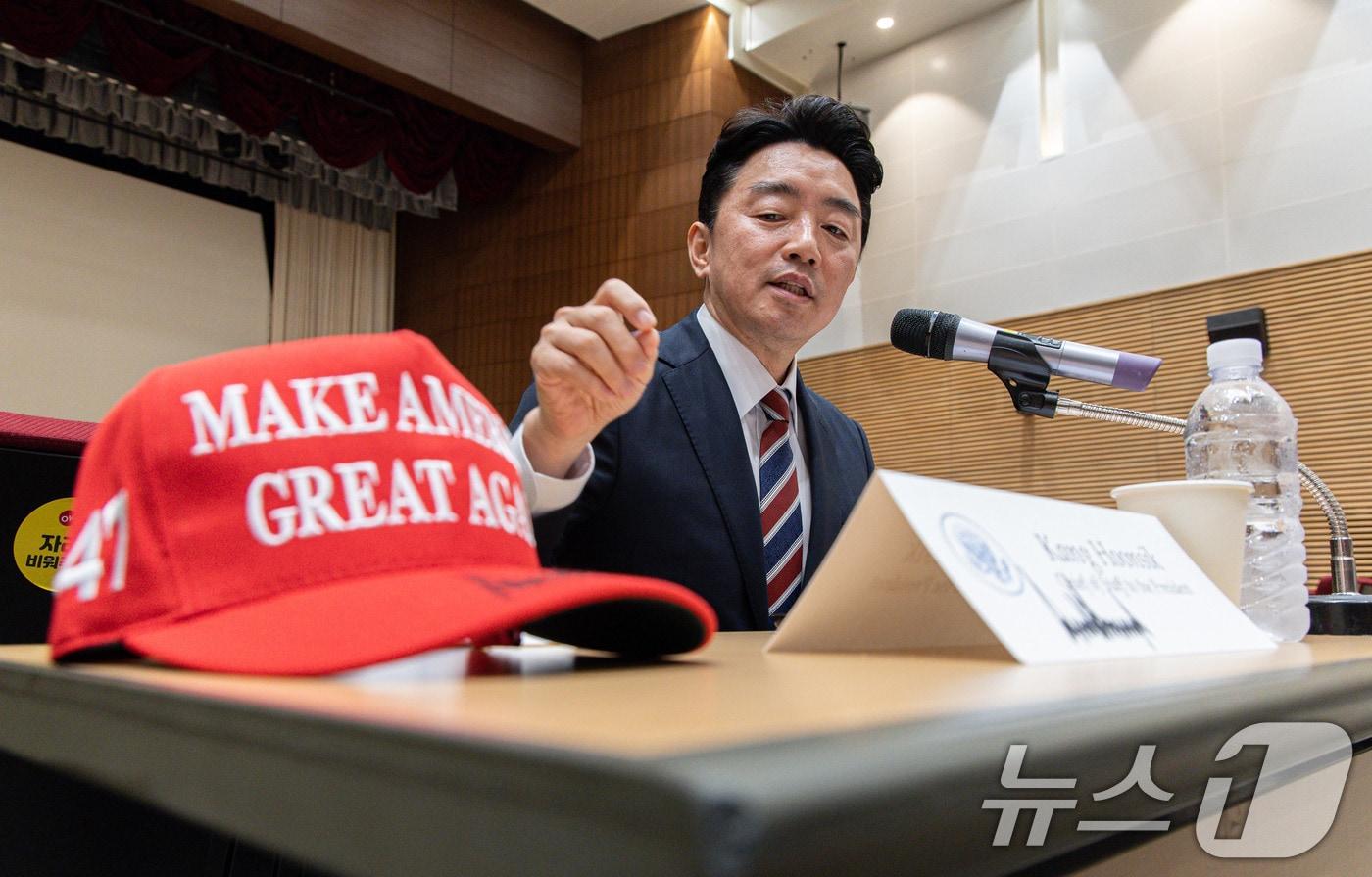 강훈식 대통령 비서실장이 28일 서울 용산 대통령실 청사에서 열린 기자간담회에서 발언을 하고 있다. 2025.8.28/뉴스1 ⓒ News1 이재명 기자