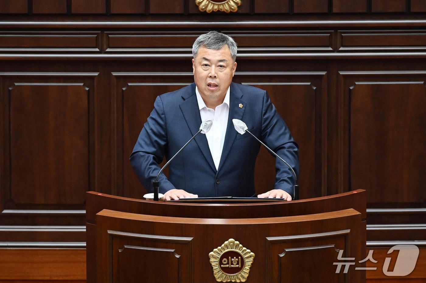 박진수 부산시의회 의원.&#40;부산시의회 제공. 재판매 및 DB금지&#41;