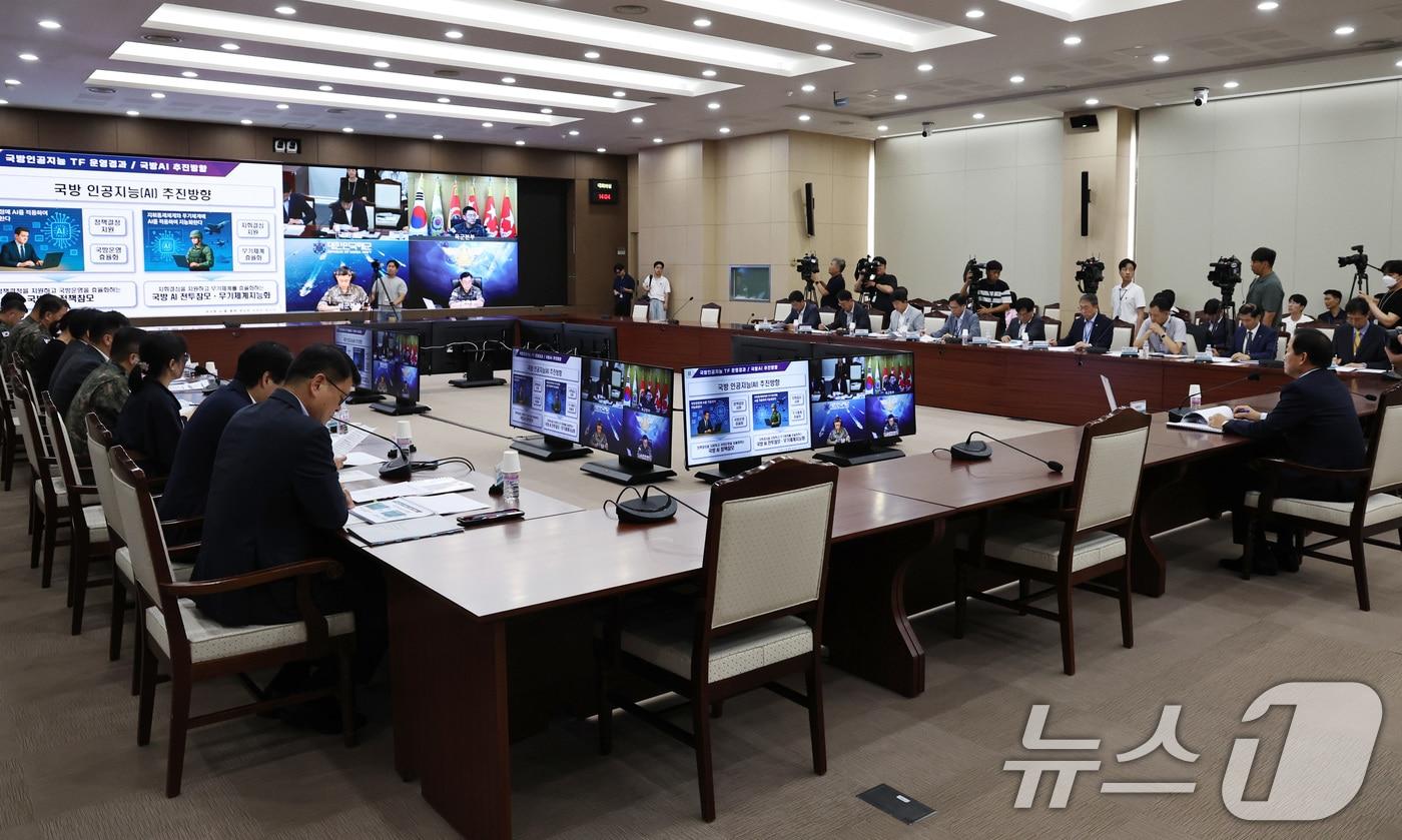 이두희 국방부 차관이 지난 8월 29일 오후 서울 용산구 국방부에서 국방인공지능회의를 주재하고 있다. 2025.8.29/뉴스1 ⓒ News1 구윤성 기자