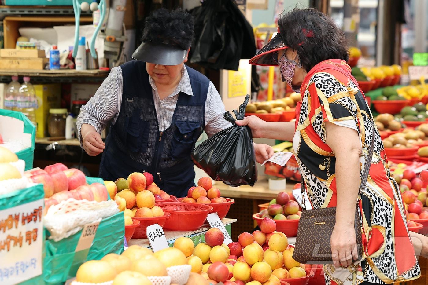 사진은 29일 서울 시내 한 전통시장의 모습. 2025.8.29/뉴스1 ⓒ News1 김진환 기자
