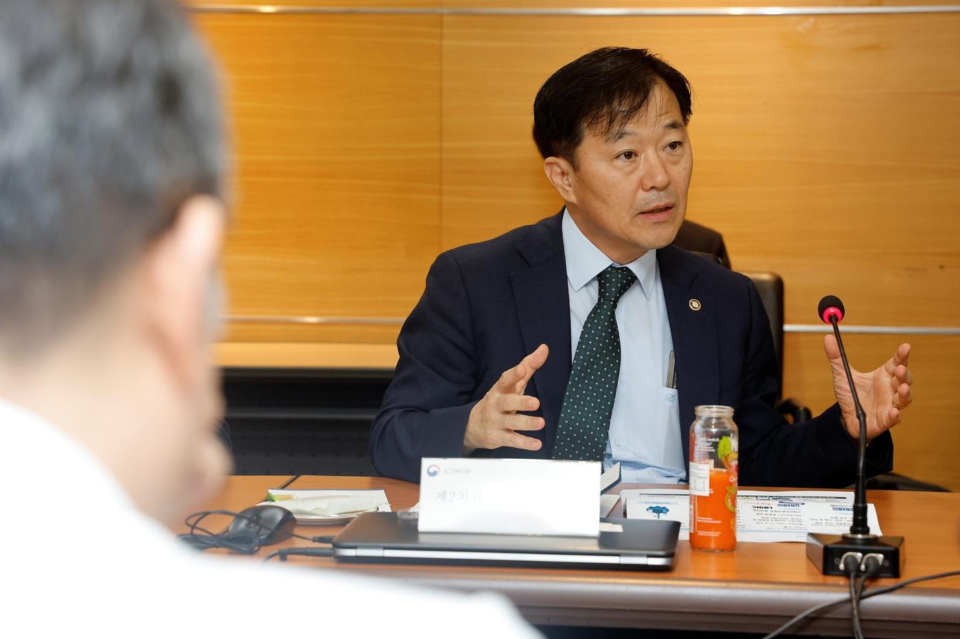 이형훈 보건복지부 제2차관이 29일 오후 서울 강남구 강남세브란스병원에서 열린 '의료데이터·AI 현장방문 및 간담회'에서 발언하고 있다(보건복지부 제공)