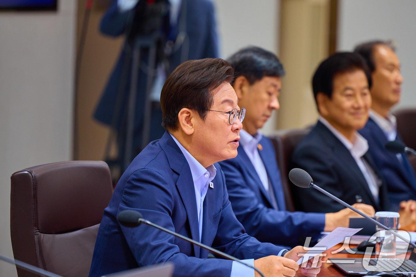 이재명 대통령이 29일 서울 용산 대통령실 청사에서 열린 임시 국무회의에서 발언을 하고 있다. &#40;대통령실 제공. 재판매 및 DB 금지&#41; 2025.8.29/뉴스1 ⓒ News1 이재명 기자