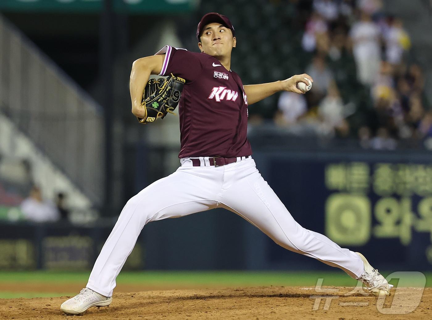 본문 이미지 - 키움 히어로즈 투수 윤석원. 2025.8.29/뉴스1 ⓒ News1 김진환 기자
