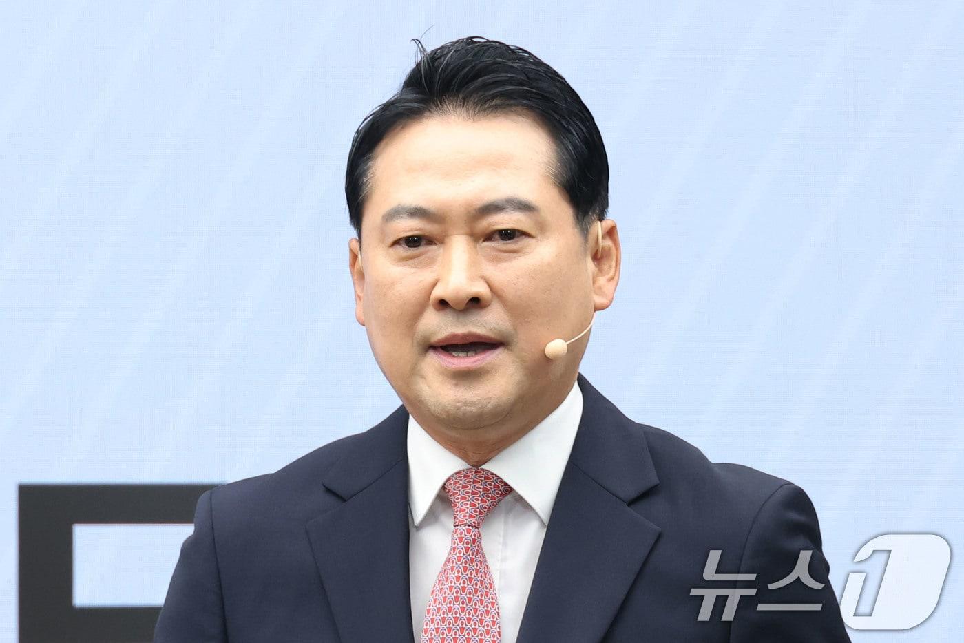 징동혁 국민의힘 당대표 후보가 3일 오후 서울 여의도 중앙당사에서 열린 제6차 전당대회 후보자 비전대회에서 비전발표를 하고 있다. 2025.8.3/뉴스1 ⓒ News1 이광호 기자