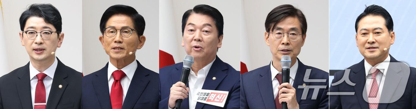주진우(왼쪽부터)·김문수·안철수·조경태·장동혁 국민의힘 당 대표 후보가 3일 서울 여의도 중앙당사에서 열린 제6차 전당대회 후보자 비전대회에서 비전발표를 하고 있다. 2025.8.3/뉴스1 ⓒ News1 이광호 기자
