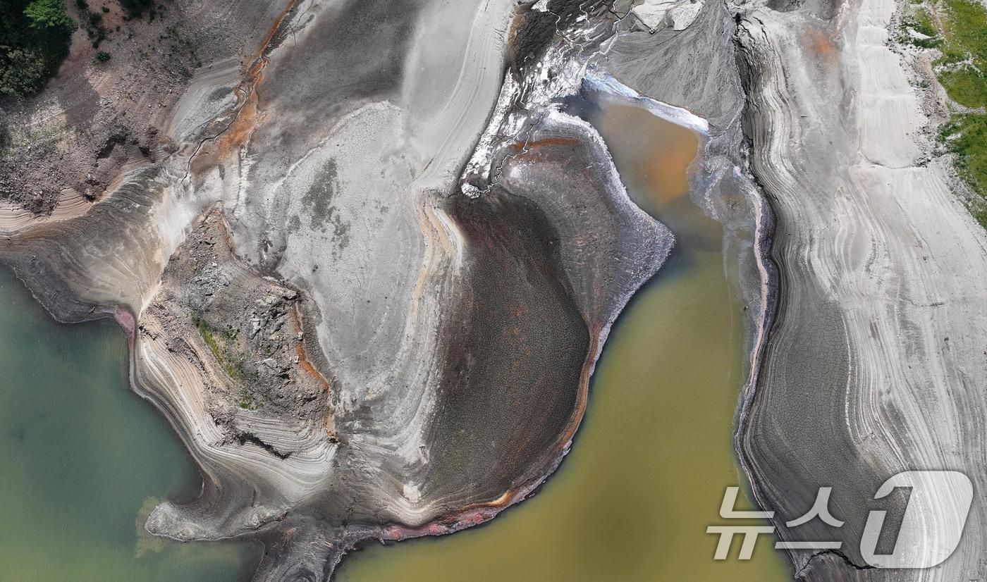 강원 강릉시 주요 상수원인 오봉저수지 일대가 메말라 있다. 2025.8.31/뉴스1 ⓒ News1 김성진 기자