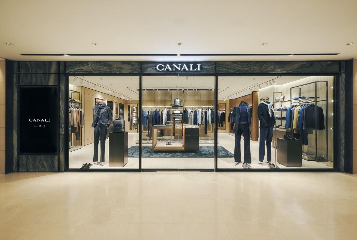 까날리(CANALI)는 서울시 중구 장충동 소재 서울신라호텔 지하 1층에 정식 매장을 열고 프리미엄 소비층 공략에 본격적으로 나선다.(까날리제공)