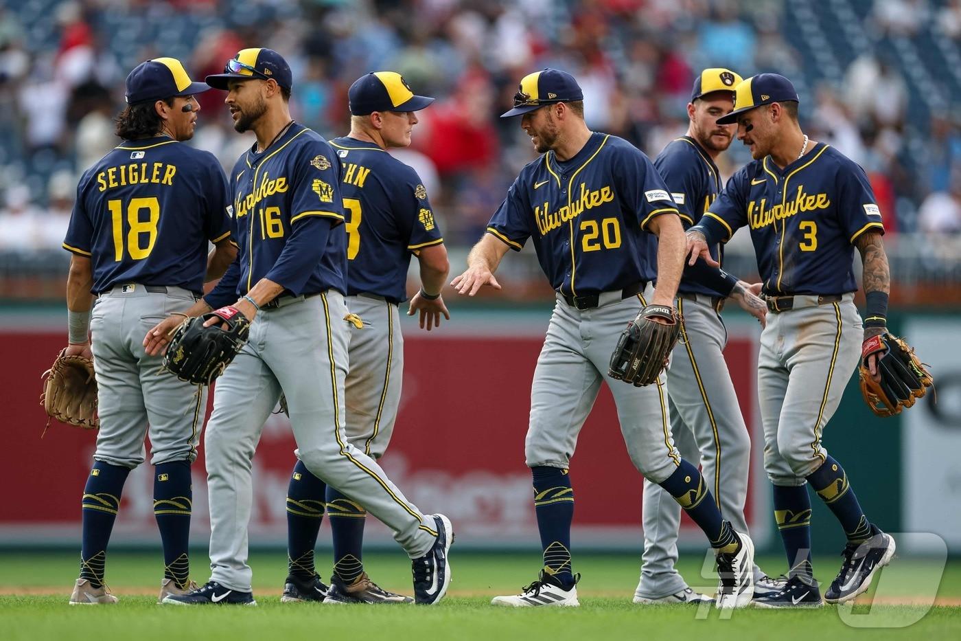 MLB 밀워키 브루어스 선수단.ⓒ AFP=뉴스1