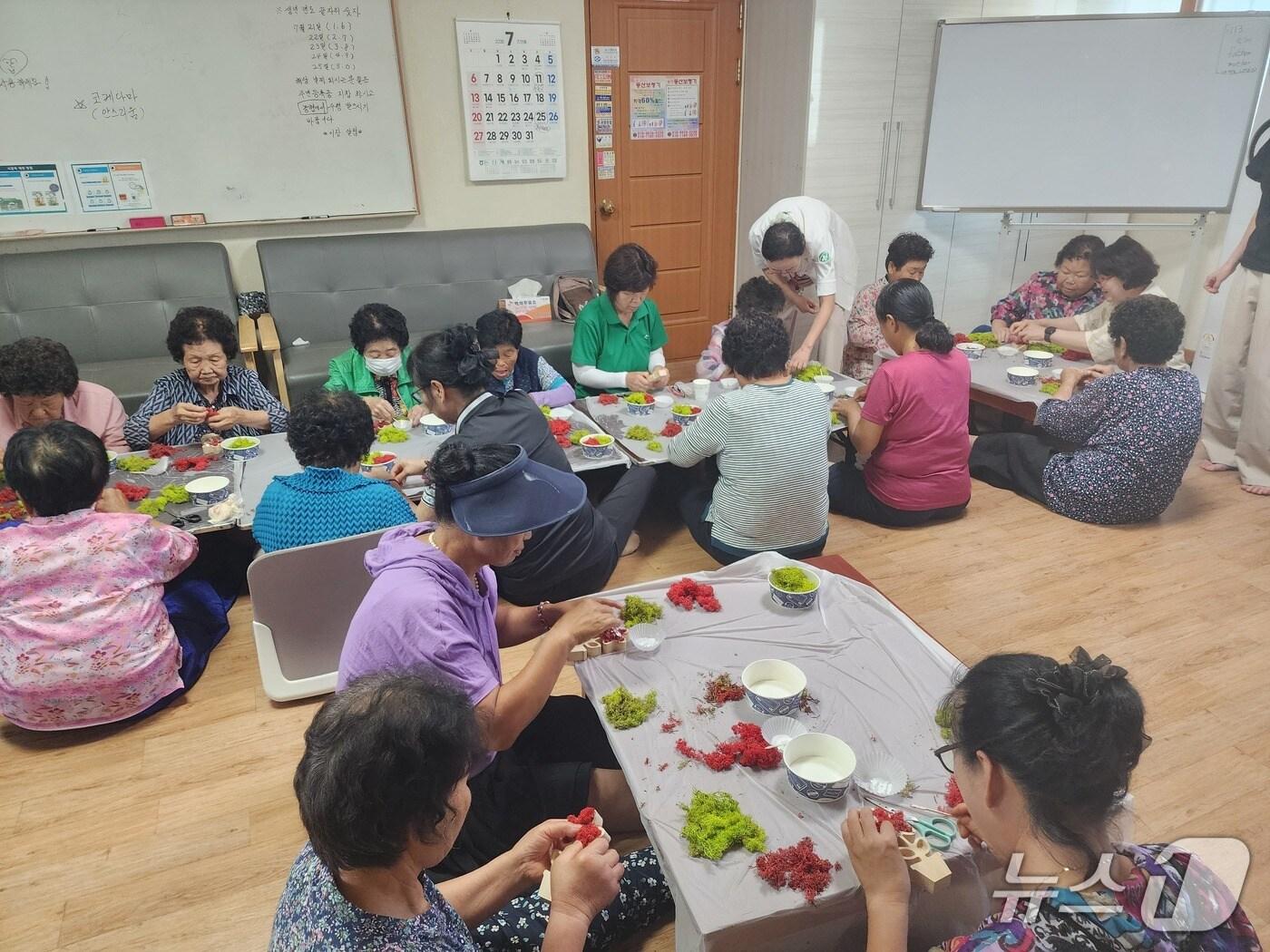 본문 이미지 - 연산면 백석4리-1 치매안심마을 (논산시 제공.재판매 및 DB금지)/뉴스1