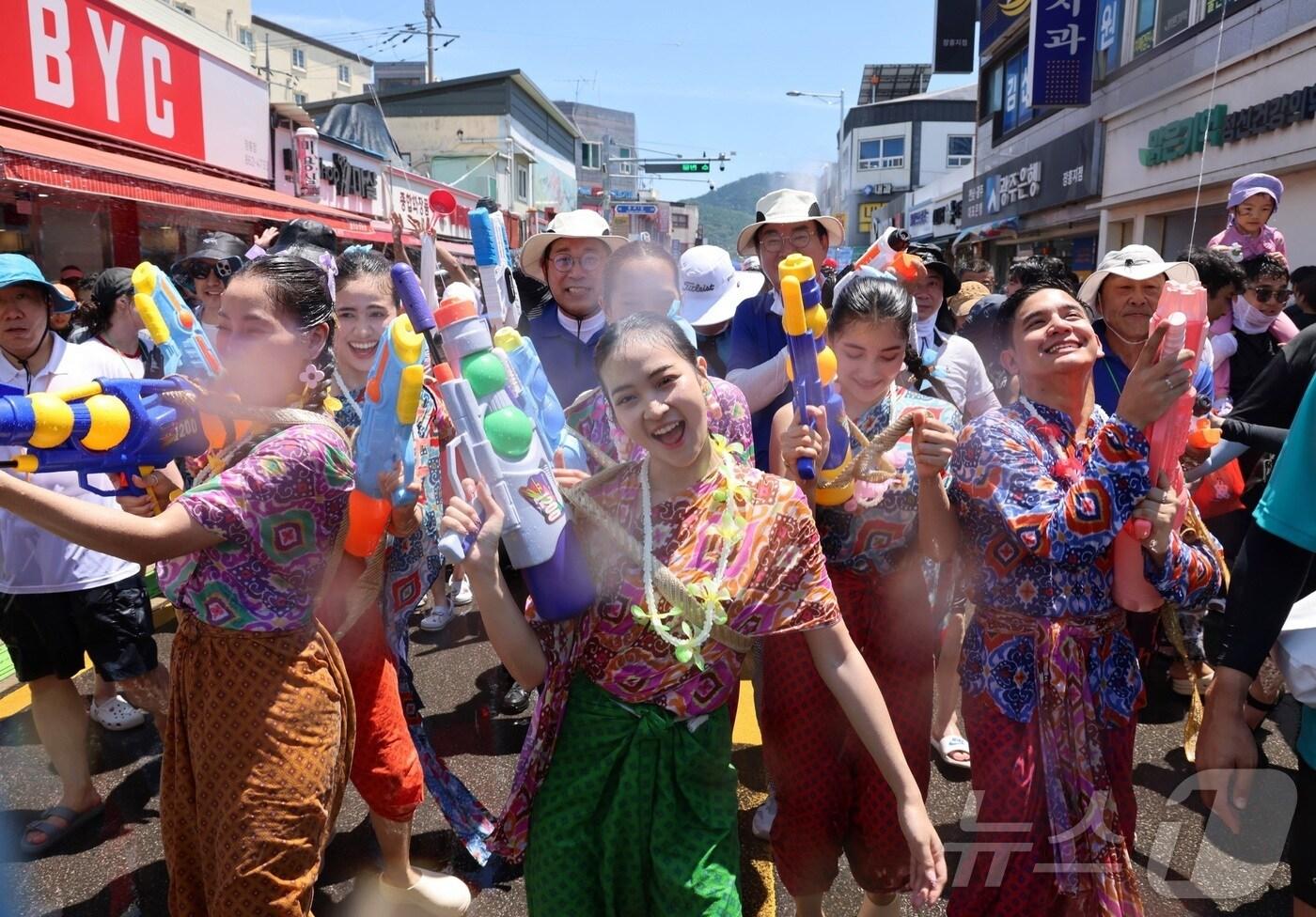 제18회 정남진 장흥 물축제 모습.&#40;장흥군 제공, 재배포 및 DB 금지&#41; /뉴스1 ⓒ News1 김태성 기자