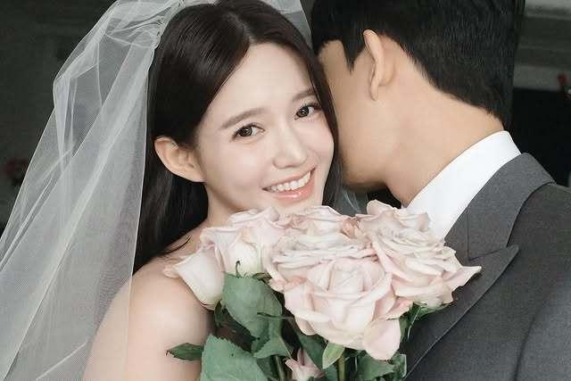 본문 이미지 - 남보라 SNS