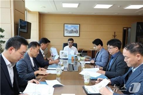 본문 이미지 - 전북경찰청 보이스피싱 등 다중피해사기 대응 TF팀이 첫 회의를 진행하고 있다.(전북경찰청 제공. 재판매 및 DB금지)