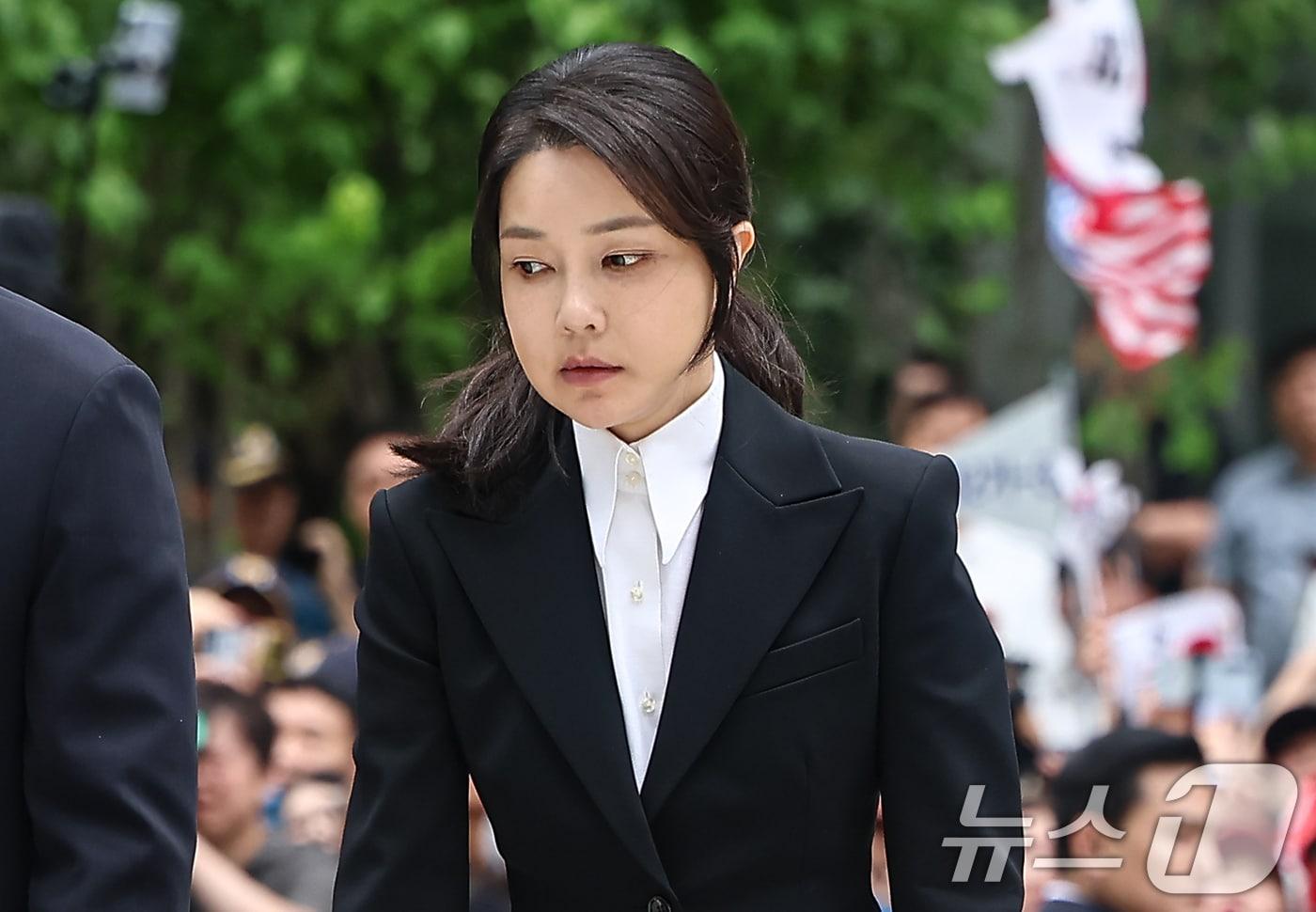 본문 이미지 - 윤석열 전 대통령 부인 김건희 여사. 2025.8.6/뉴스1 ⓒ News1 김도우 기자