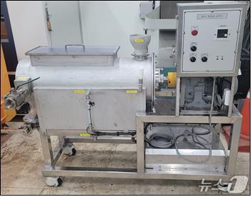 본문 이미지 - 바닷모래 염분세척 초음파 장비(한국해양과학기술원 제공)