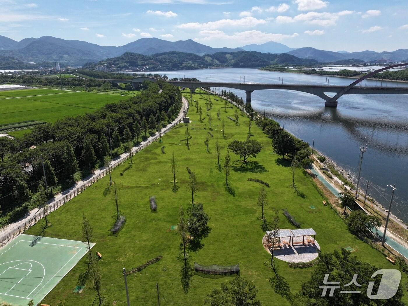 본문 이미지 - 섬진강 하동파크골프장.(하동군 제공. 재판매 및 DB금지)