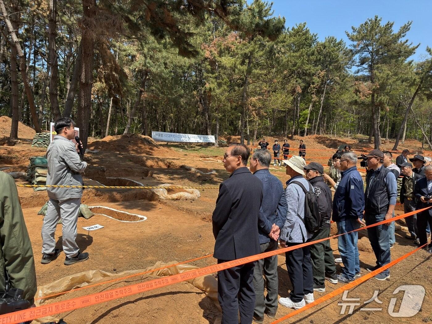 본문 이미지 - 선감학원 유해발굴 현장 자료사진.&#40;경기도 제공. 재판매 및 DB금지&#41;