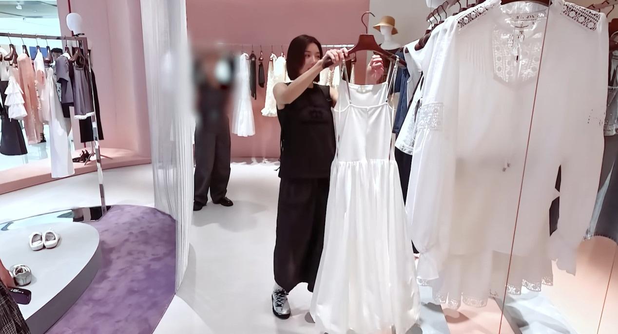 본문 이미지 - 권은비 유튜브 영상 갈무리