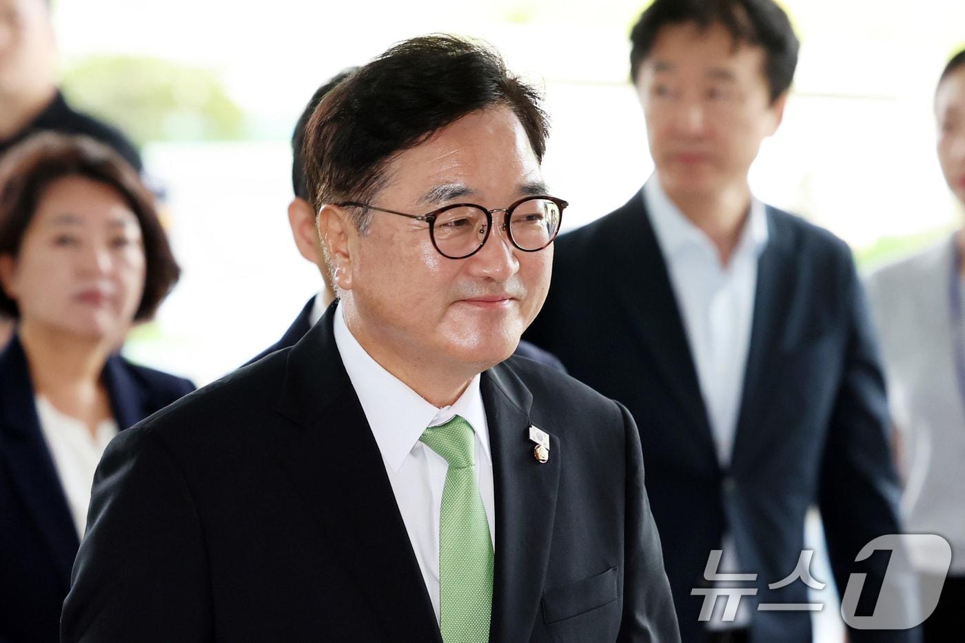 우원식 국회의장이 7일 오전 서울 서초구 서울고등검찰청에 마련된 내란특검&#40;특별검사 조은석&#41;으로 참고인 조사를 위해 출석하고 있다. 2025.8.7/뉴스1 ⓒ News1 황기선 기자