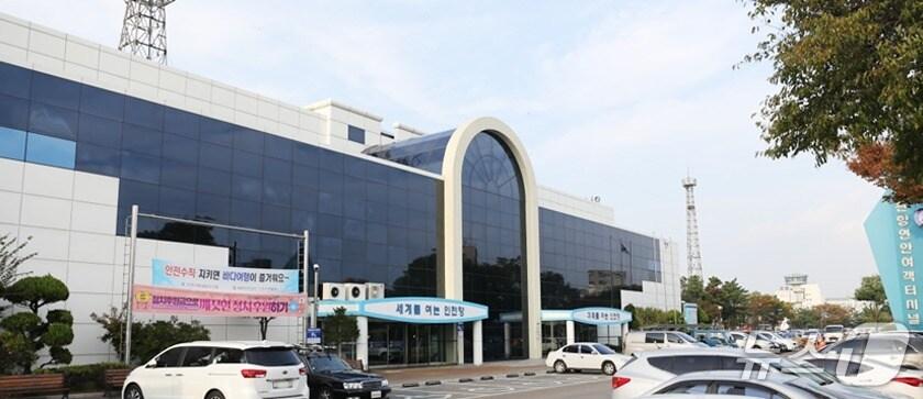 본문 이미지 - 인천항 연안여객터미널/뉴스1