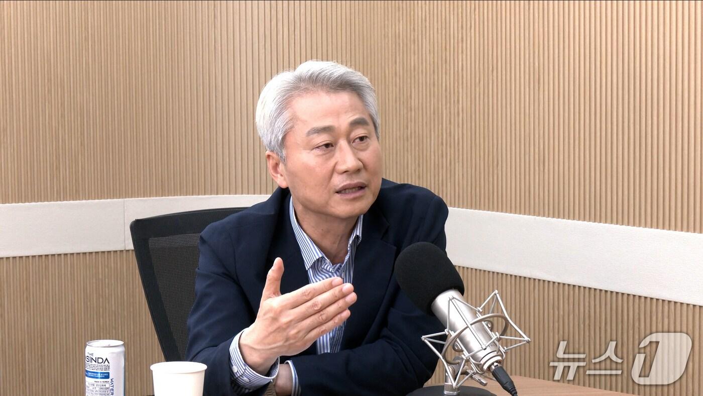 김근식 전 국민의힘 비전전략실장이 7일 뉴스1TV &#39;팩트앤뷰&#39;에 출연해 질문에 답하고 있다.