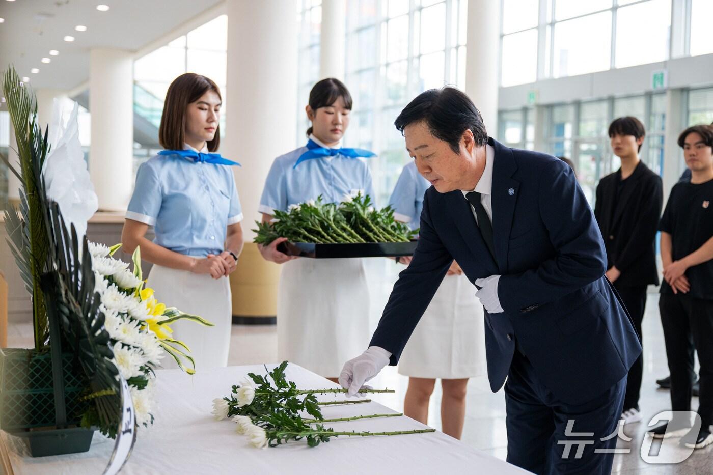 충남대 故 정심화 이복순 여사 33주기 추모식 모습.(충남대 제공. 재판매 및 DB금지)2025.8.7/뉴스1