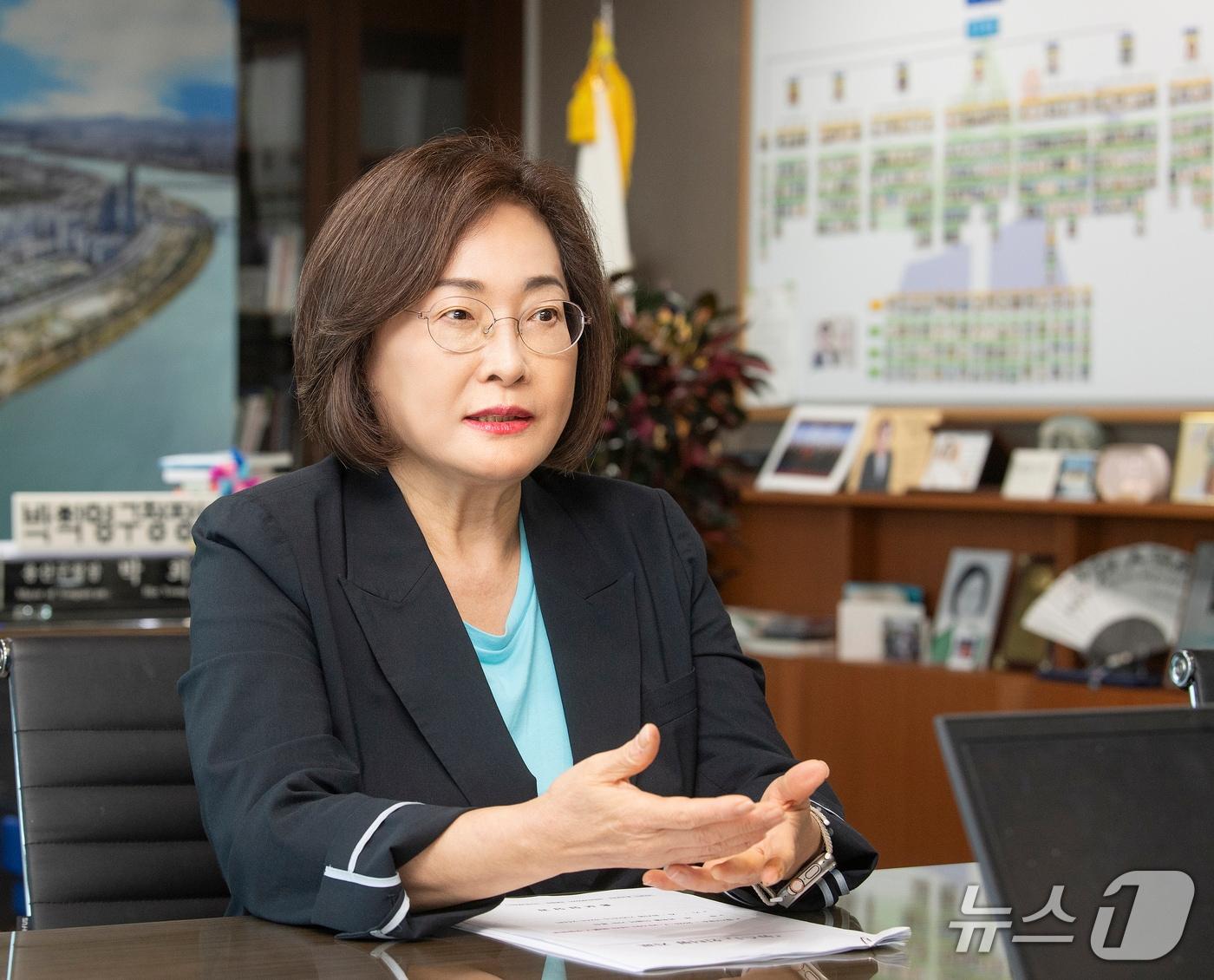 본문 이미지 - 박희영 용산구청장이 지난달 23일 서울 용산구청에서 뉴스1과 인터뷰를 하고 있다.&#40;용산구 제공&#41; 