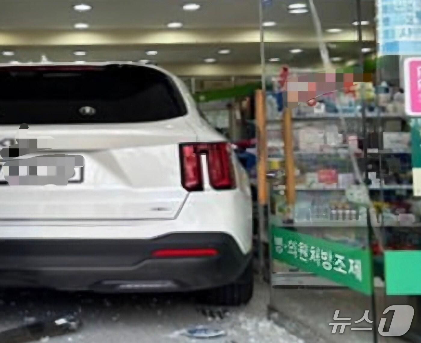 본문 이미지 - 사고 현장. (경기도소방재난본부 제공. 재판매 및 DB 금지) 2025.8.8/뉴스1