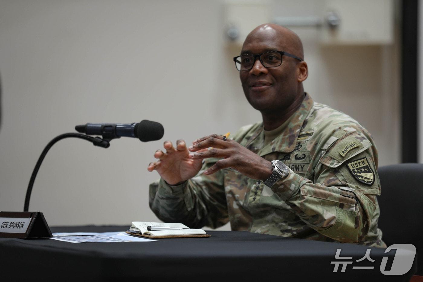 8일 경기 평택 험프리스 미군기지에서 제이비어 브런슨 주한미군사령관이 발언하고 있다. &#40;주한미군 사령부 제공&#41;