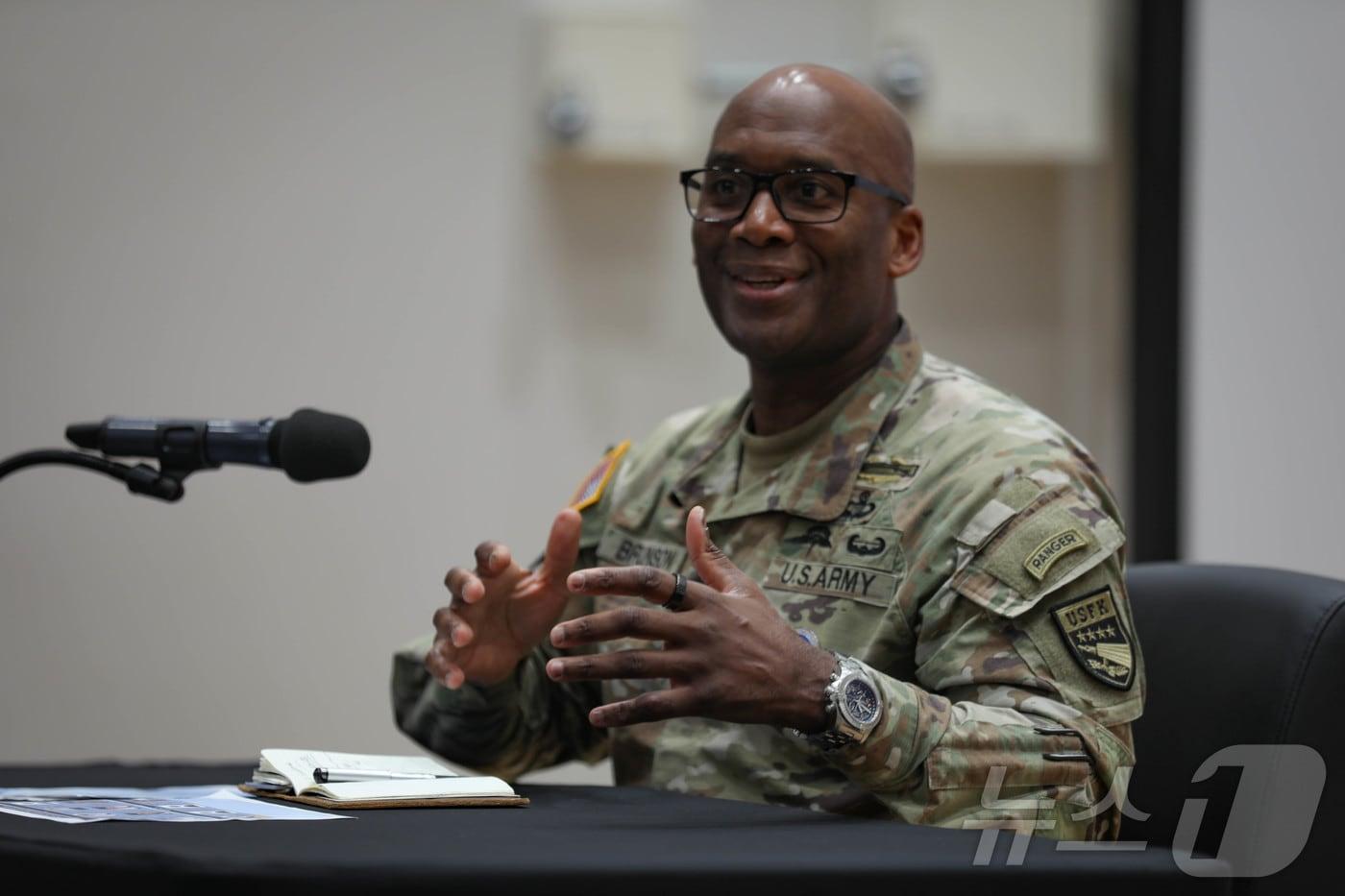 제이비어 브런슨 주한미군사령관이 지난 8일 경기 평택 험프리스 미군기지에서 기자간담회를 하고 있다. (주한미군 사령부 제공. 재판매 및 DB 금지) 2025.8.10/뉴스1 ⓒ News1 민경석 기자