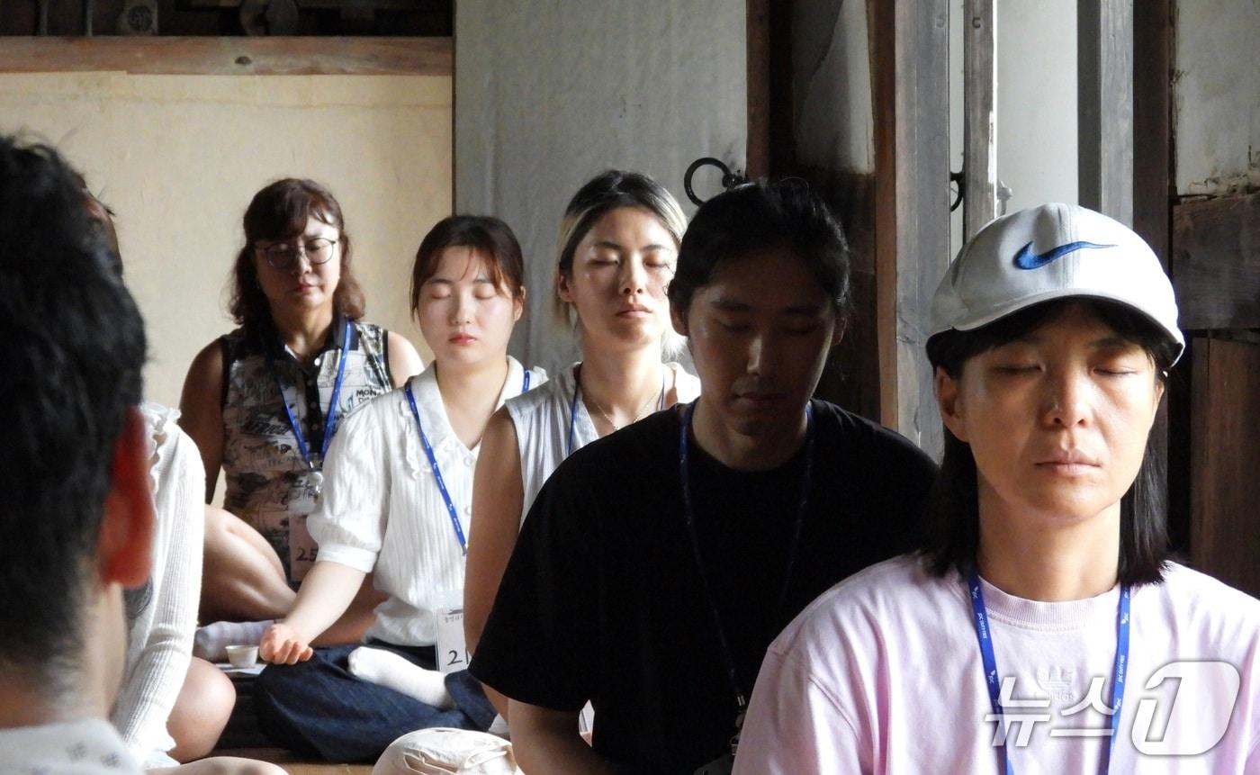 제주민속촌에서 열린  '놀멍쉬멍상 대회'/뉴스1