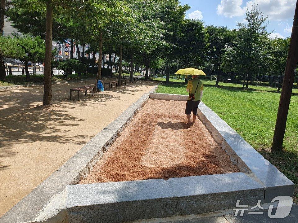 본문 이미지 - 양주시 맨발길.