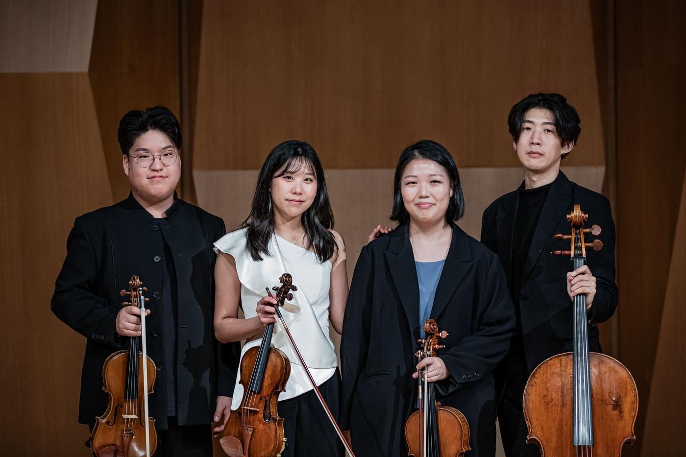 아레테 콰르텟. 왼쪽부터 박은중·전채안&#40;바이올린&#41;, 장윤선&#40;비올라&#41;, 박성현&#40;첼로&#41;&#40;금호문화재단 제공&#41;