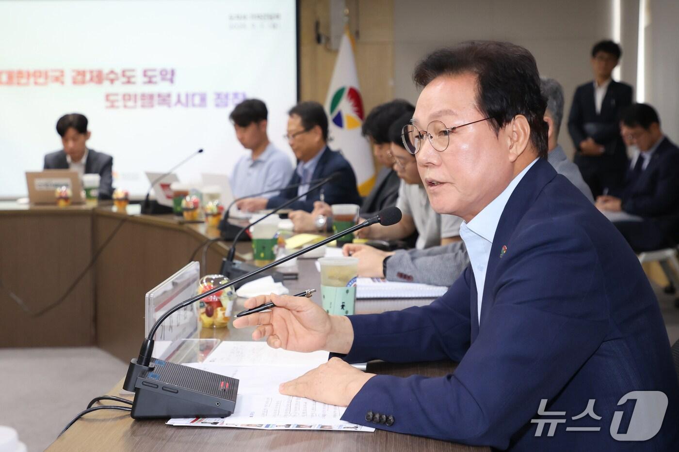 박완수 경남지사가 1일 도청에서 열린 기자간담회에서 발언하고 있다.(경남도 제공. 재판매 및 DB금지)