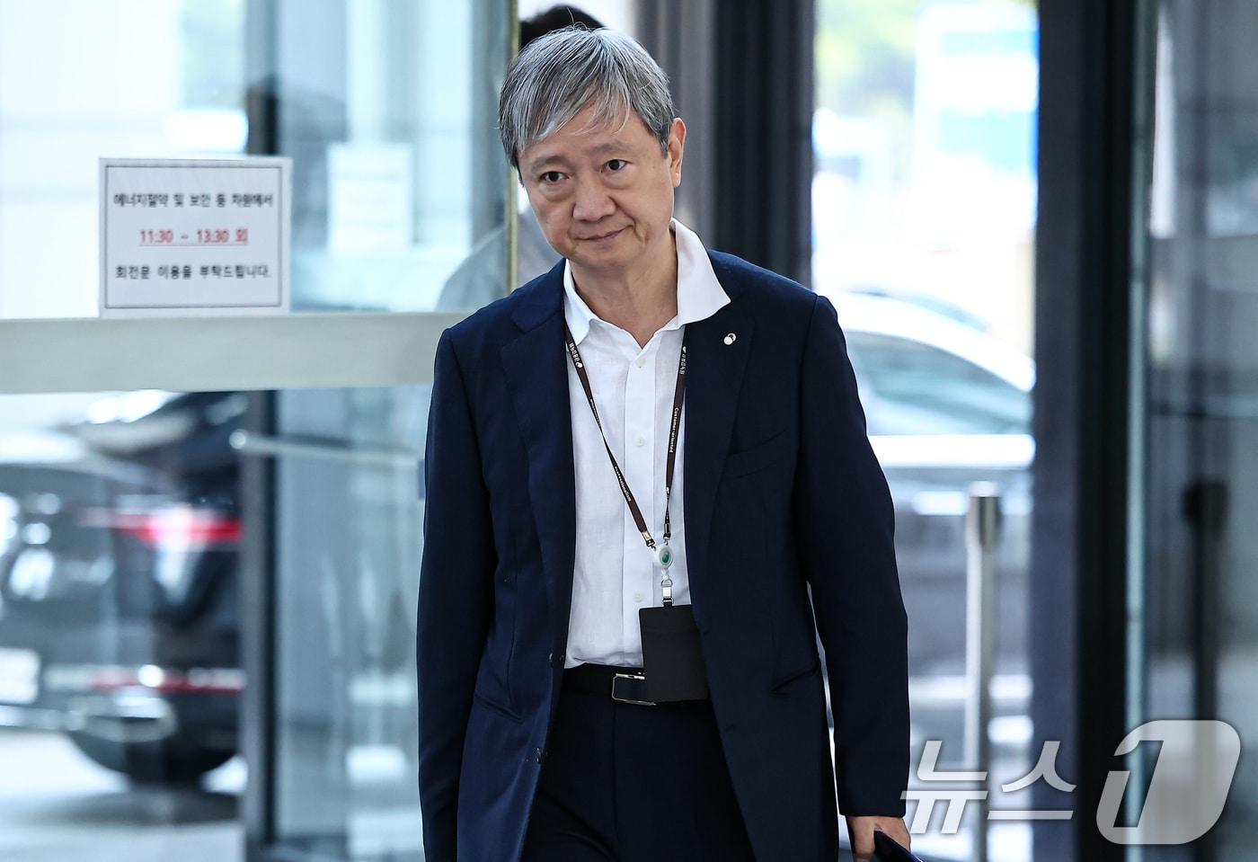이찬진 금융감독원장이 10일 오전 서울 여의도 금융감독원으로 출근하고 있다. 2025.9.10/뉴스1 ⓒ News1 김도우 기자
