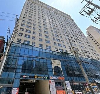 본문 이미지 - 서울시 강동구에 위치한 한국토지주택공사(LH) 매입임대주택(국토부 제공) 뉴스1 ⓒ News1