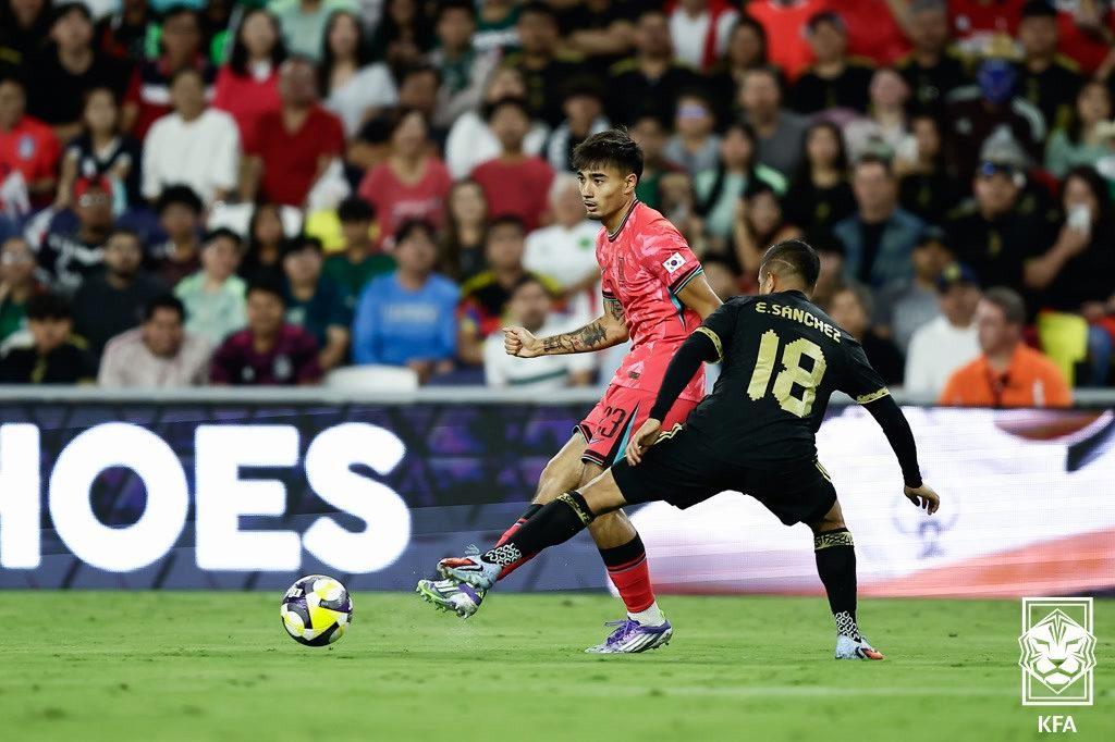 본문 이미지 - 한국 축구대표팀 미드필더 옌스 카스트로프. &#40;대한축구협회 제공&#41;