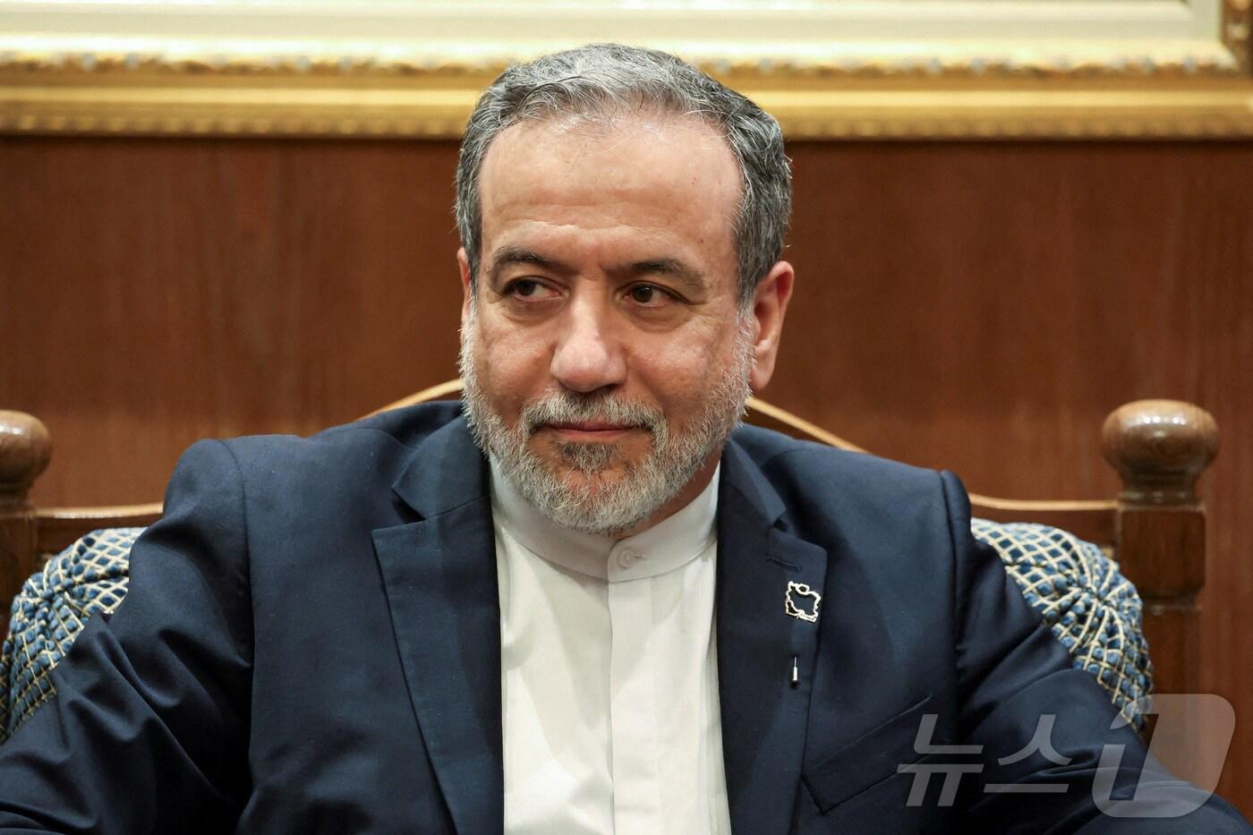 6월 3일&#40;현지시간&#41; 레바논 베이루트에서 아바스 아라그치 이란 외무장관이 나비 베리 레바논 국회의장과 회동하고 있다. 2025.06.03. ⓒ 로이터=뉴스1 ⓒ News1 윤다정 기자