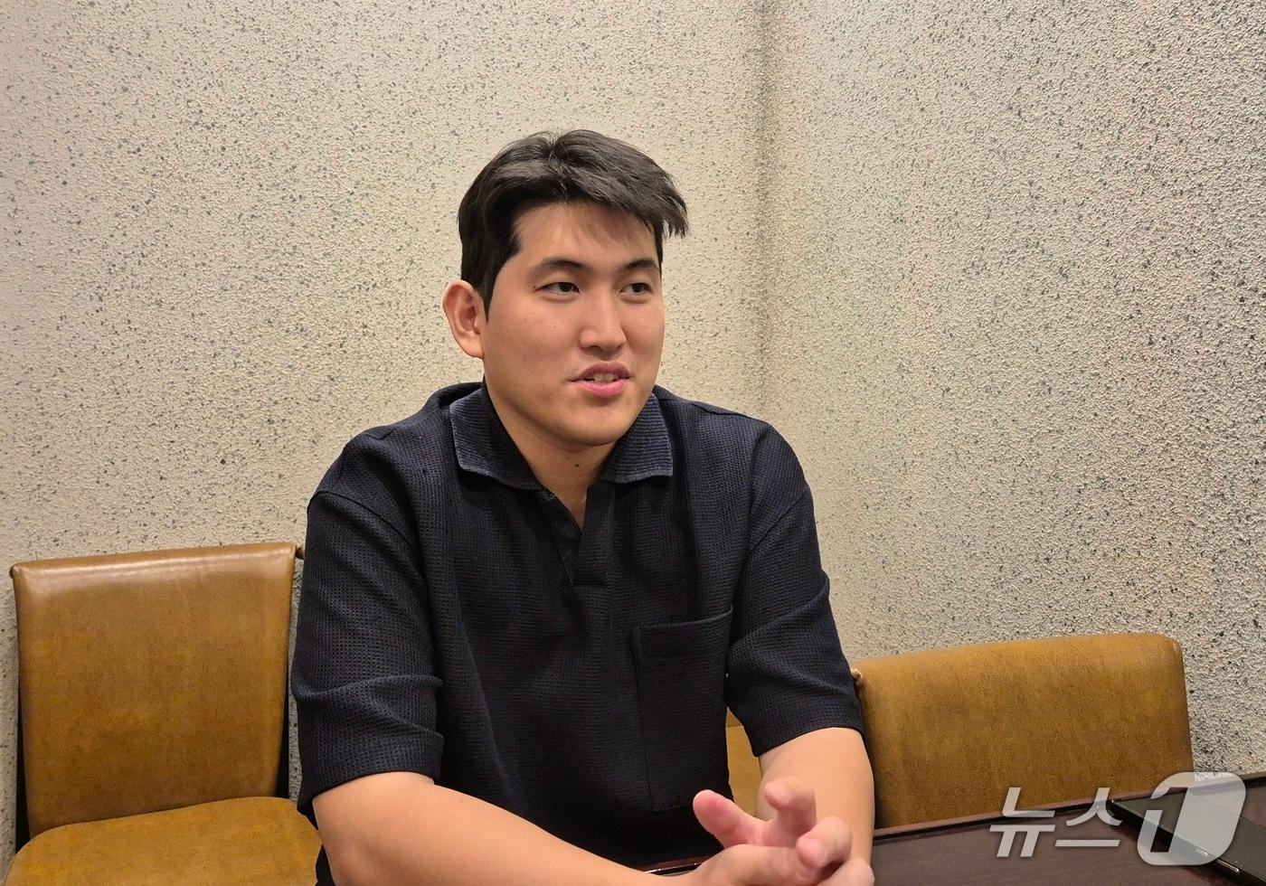 전날 뉴스1과 인터뷰하는 유청준 전국전공의노동조합 위원장. 2025.9.11/뉴스1 조유리 기자