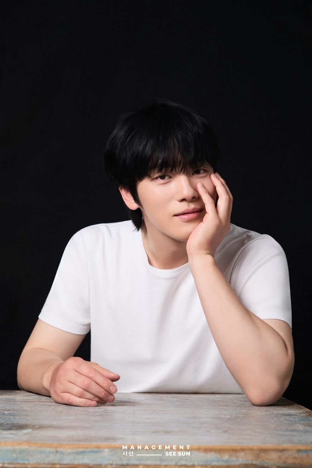 본문 이미지 - 배우 김정현/ 사진제공=매니지먼트 시선