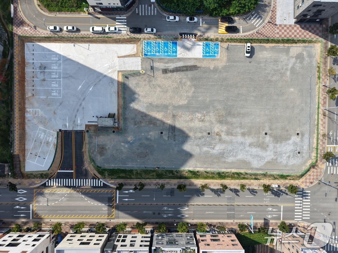 본문 이미지 - 청주시 오송바이폴리스 공한지 주차장.(시 제공)/뉴스1