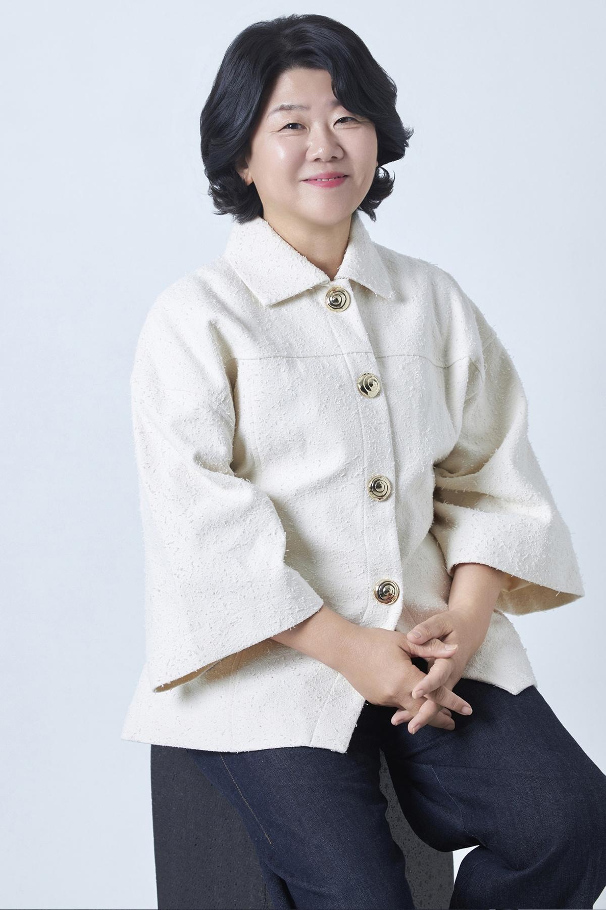 본문 이미지 - 배우 이정은&#40;씨에이치수박 제공&#41;