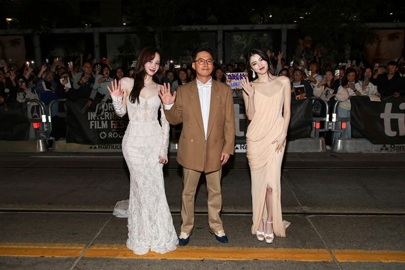 본문 이미지 - '프로젝트 Y' 전종서, 이환 감독, 한소희(왼쪽부터, Getty Images / Photo by: Jeremy Chan 제공)