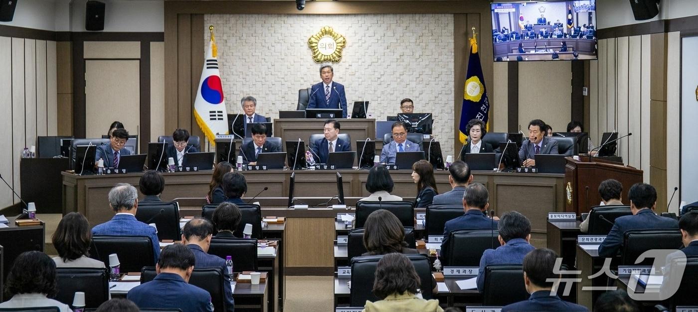 충북 진천군의회는 12일 331회 임시회 1차 본회의를 개회했다.(진천군의회 제공. 재판매 및 DB금지)/뉴스1