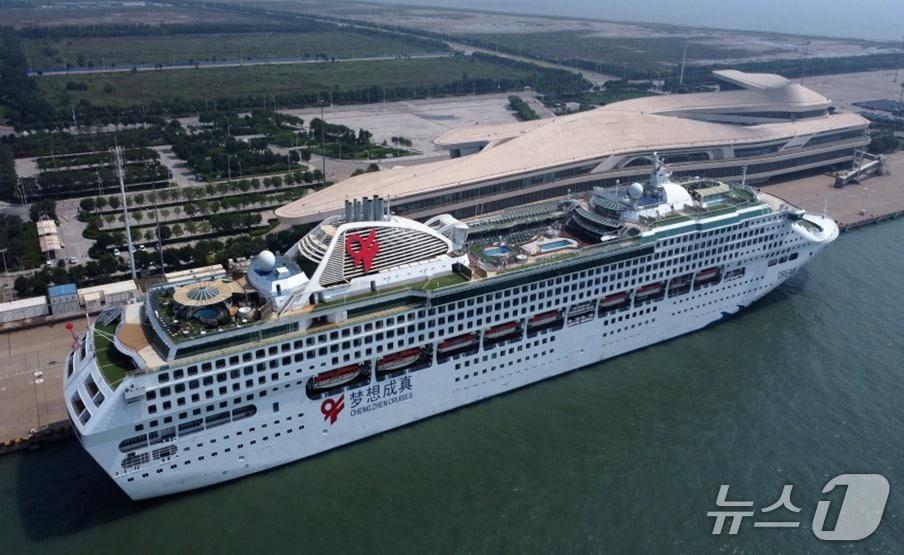 본문 이미지 - 중국 크루즈 여객선 (인천항만공사 제공.재판매 및 DB금지)