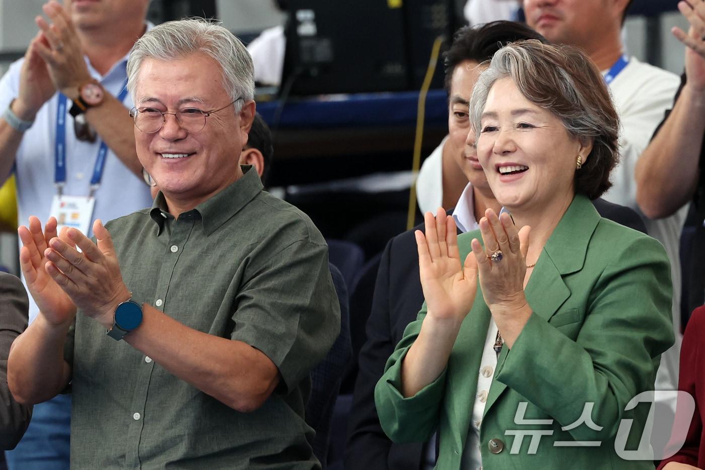문재인 전 대통령과 김정숙 여사 2025.9.12/뉴스1 ⓒ News1 이승현 기자
