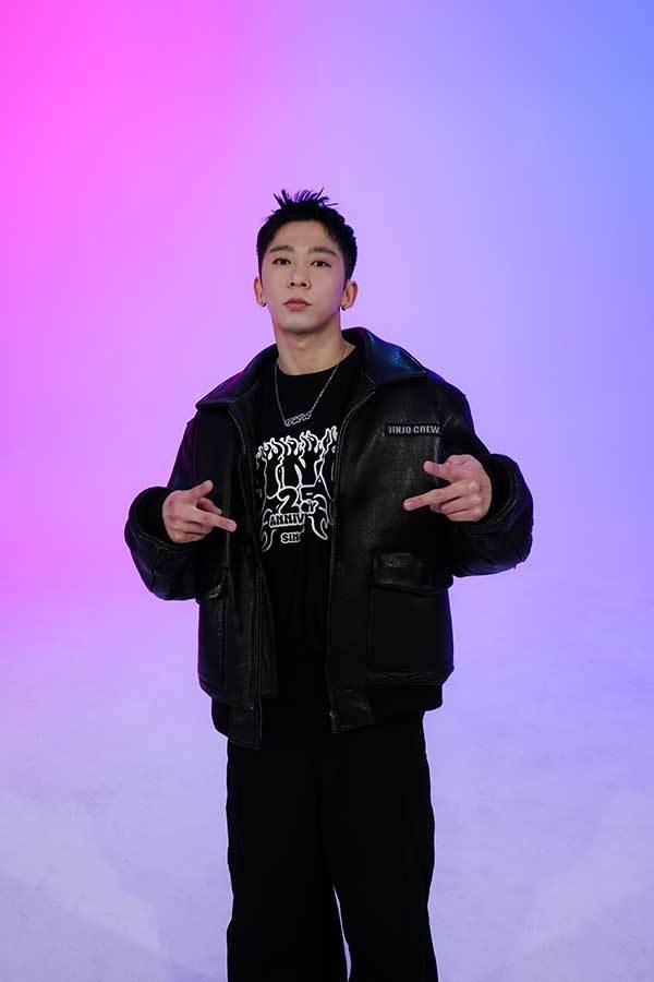 본문 이미지 - 진조크루 베로