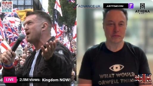 본문 이미지 - 일론 머스크 테슬라 최고경영자&#40;CEO&#41;가 13일&#40;현지시간&#41; 영국 런던의 극우 집회에서 영국 극우 활동가 토미 로빈슨과 화상으로 대화하는 모습. 로빈슨 X 캡처. 2025.09.13.