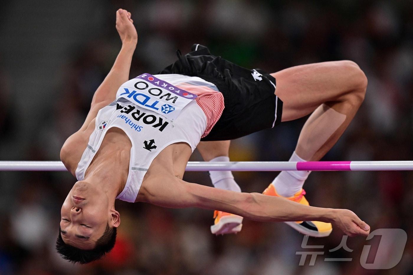 세계육상선수권 남자 높이뛰기에 출전한 우상혁.  ⓒ AFP=뉴스1
