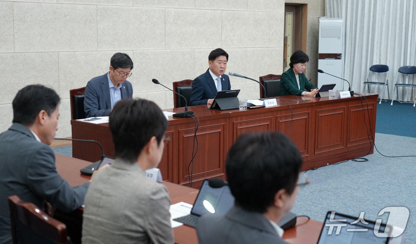 오영훈 제주도지사&#40;제주도 제공&#41;/뉴스1