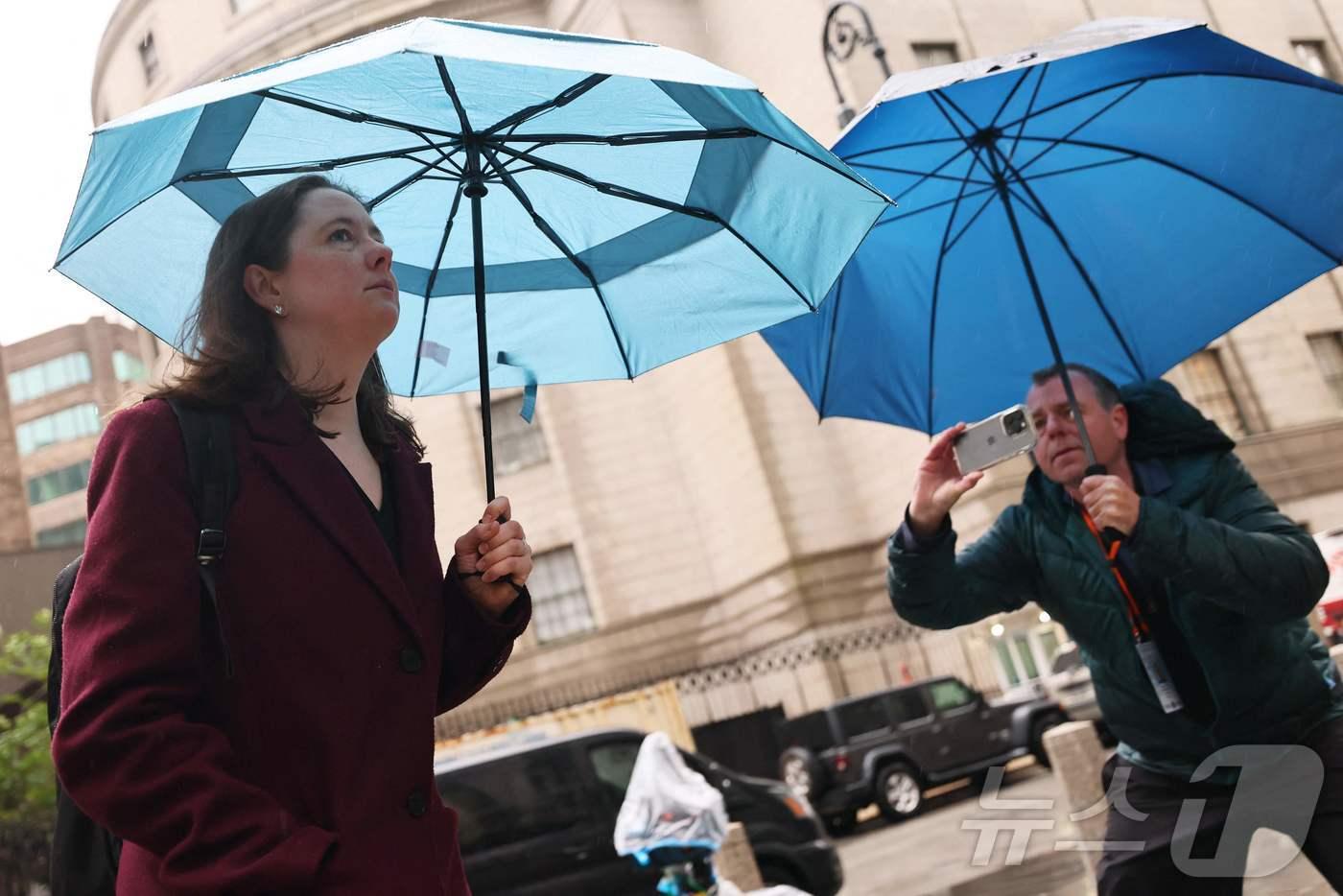 모린 코미 뉴욕 남부연방지검 검사가 5월 22일&#40;현지시간&#41; 뉴욕시 맨해튼 연방법원에서 열린 숀 &#39;디디&#39; 콤스&#40;55&#41;의 재판에 출석하는 모습. 2025.05.22. ⓒ AFP=뉴스1 ⓒ News1 윤다정 기자